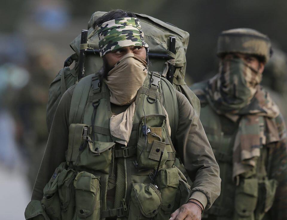 India sends “terrible” special forces to the border with China