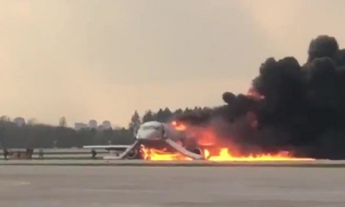 Full Video Click: 9 minutes in mid-air flight, the engine bay is burning with data.