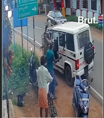 Full Video Click: The Courage of an Indian Police Officer: Bare-Handed Confrontation with a Sword-Wielding Criminal